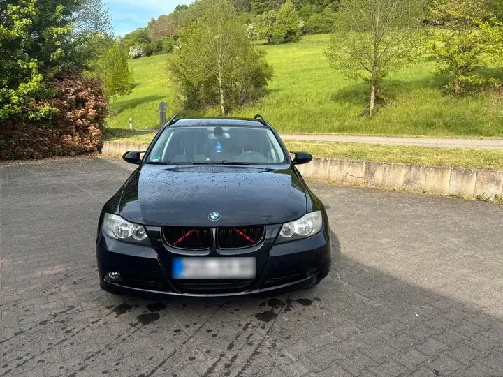 BMW E91 320I