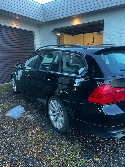 BMW 320D 2009 photo 5