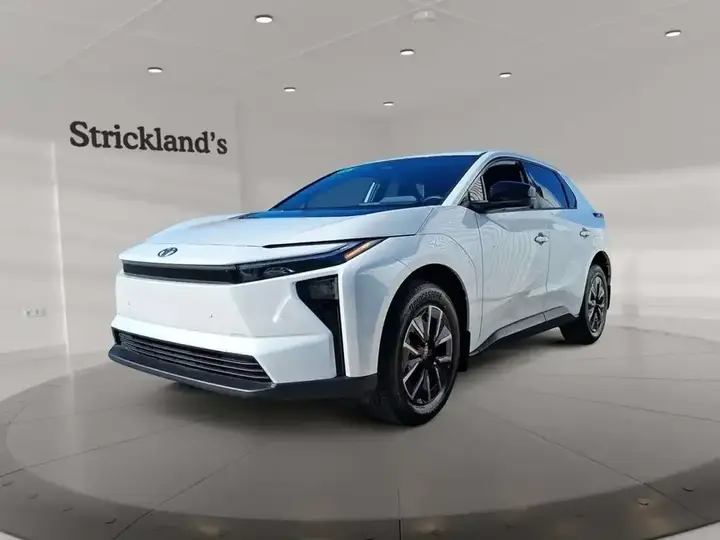Toyota Bz