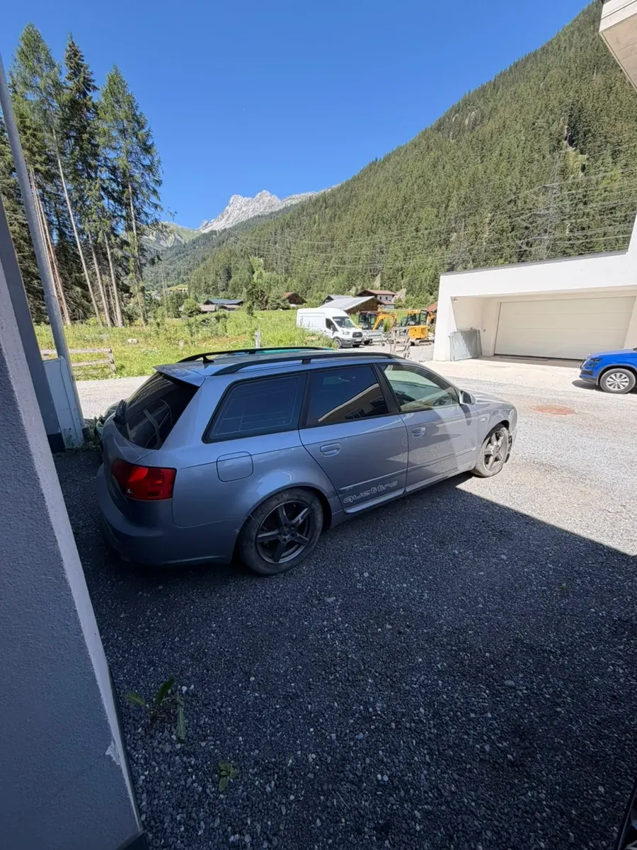 Audi A4 2007 photo 2