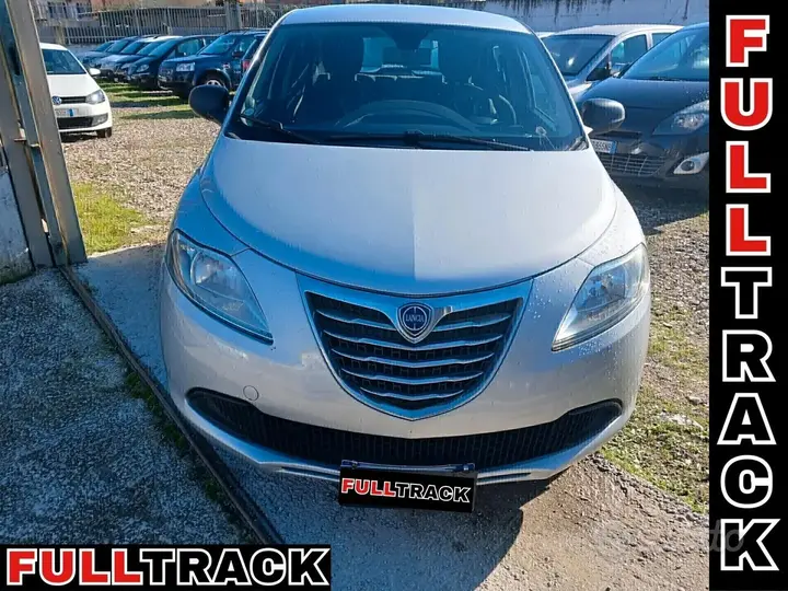 Lancia Ypsilon 2013 photo 4