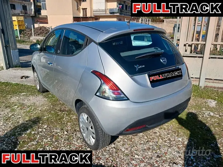 Lancia Ypsilon 2013 photo 3