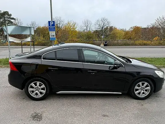 Volvo S60 2011 photo 5