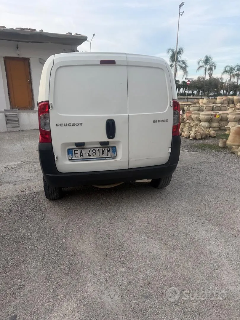 Peugeot Bipper 2010 photo 2