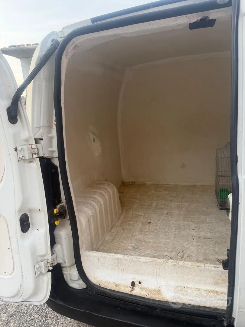 Peugeot Bipper 2010 photo 3