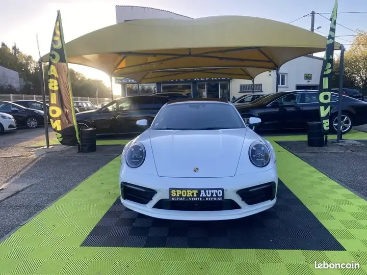 Porsche 911 2019 photo 3