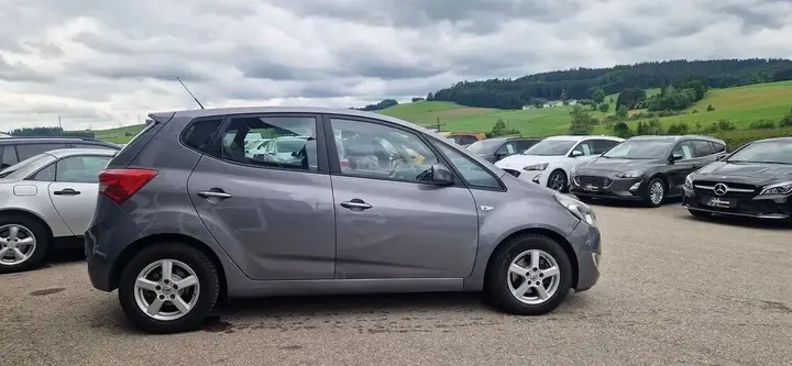 Hyundai Ix20 2012 photo 3