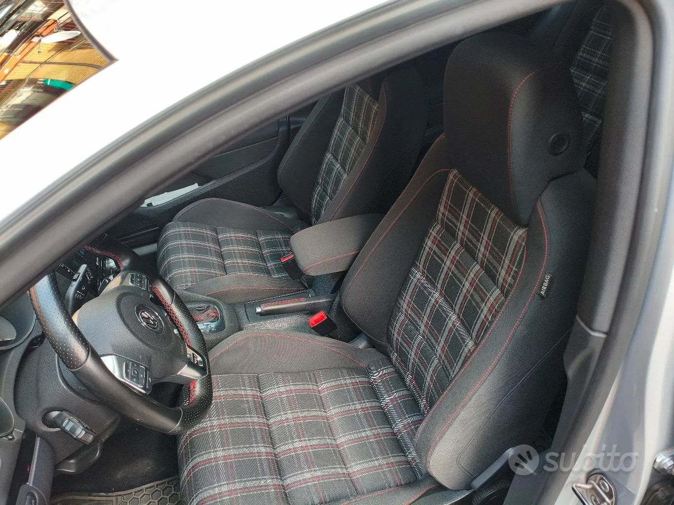 Volkswagen Golf 2011 photo 5