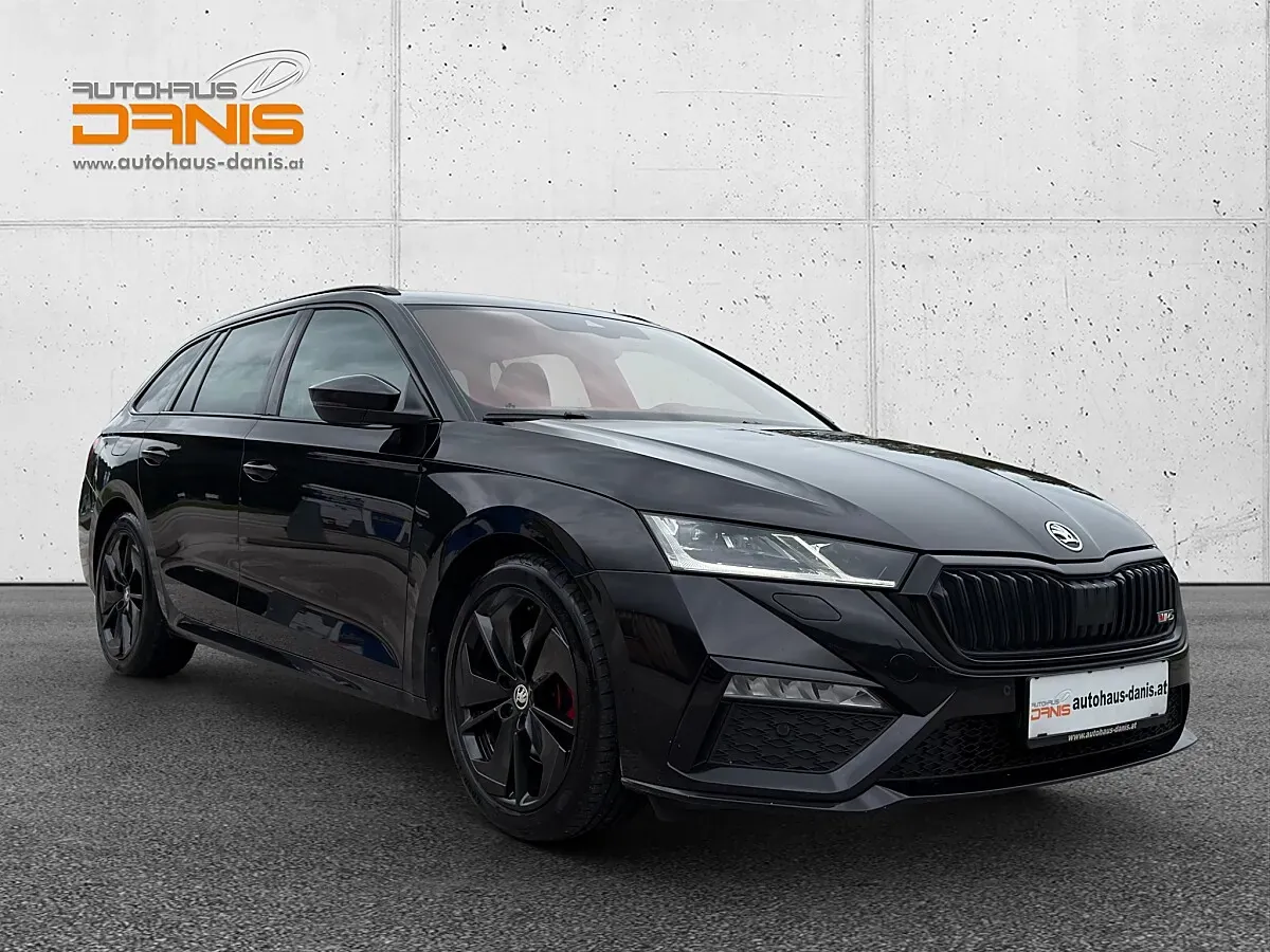 Skoda Octavia 2022 photo 2