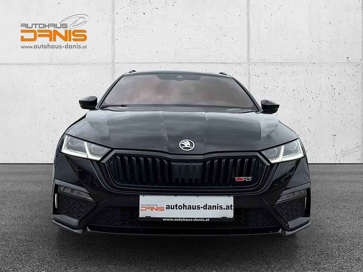 Skoda Octavia 2022 photo 3