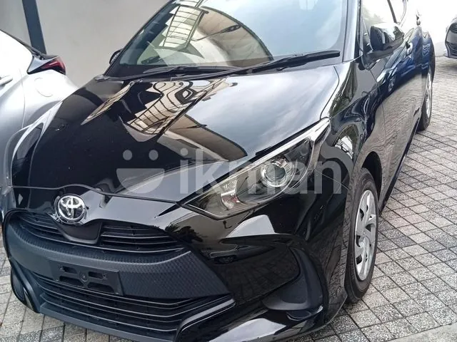 Toyota Yaris 2023 photo 3