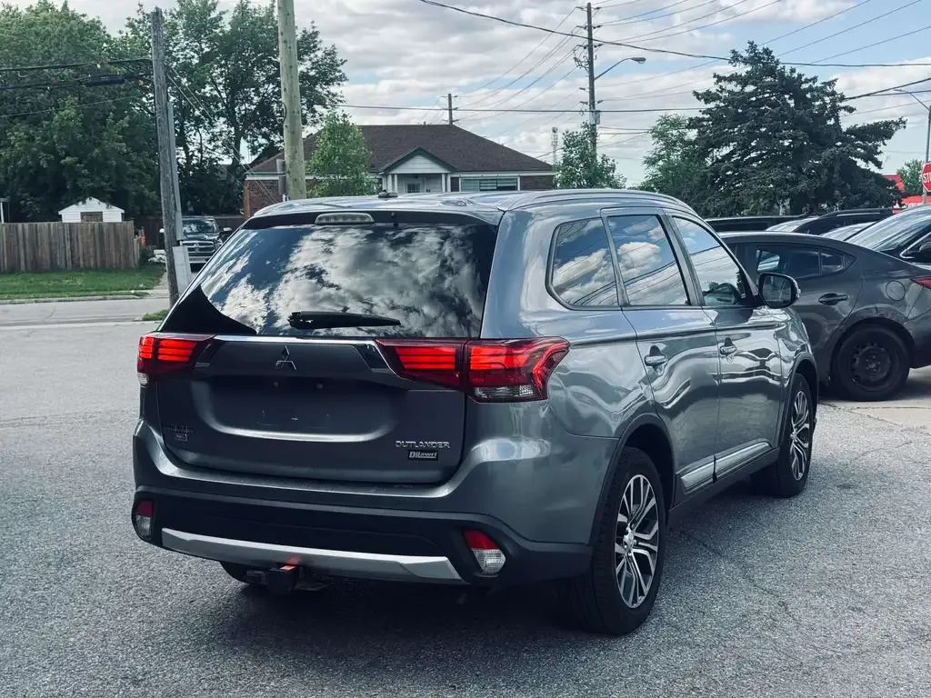 Mitsubishi Outlander 2016 photo 4