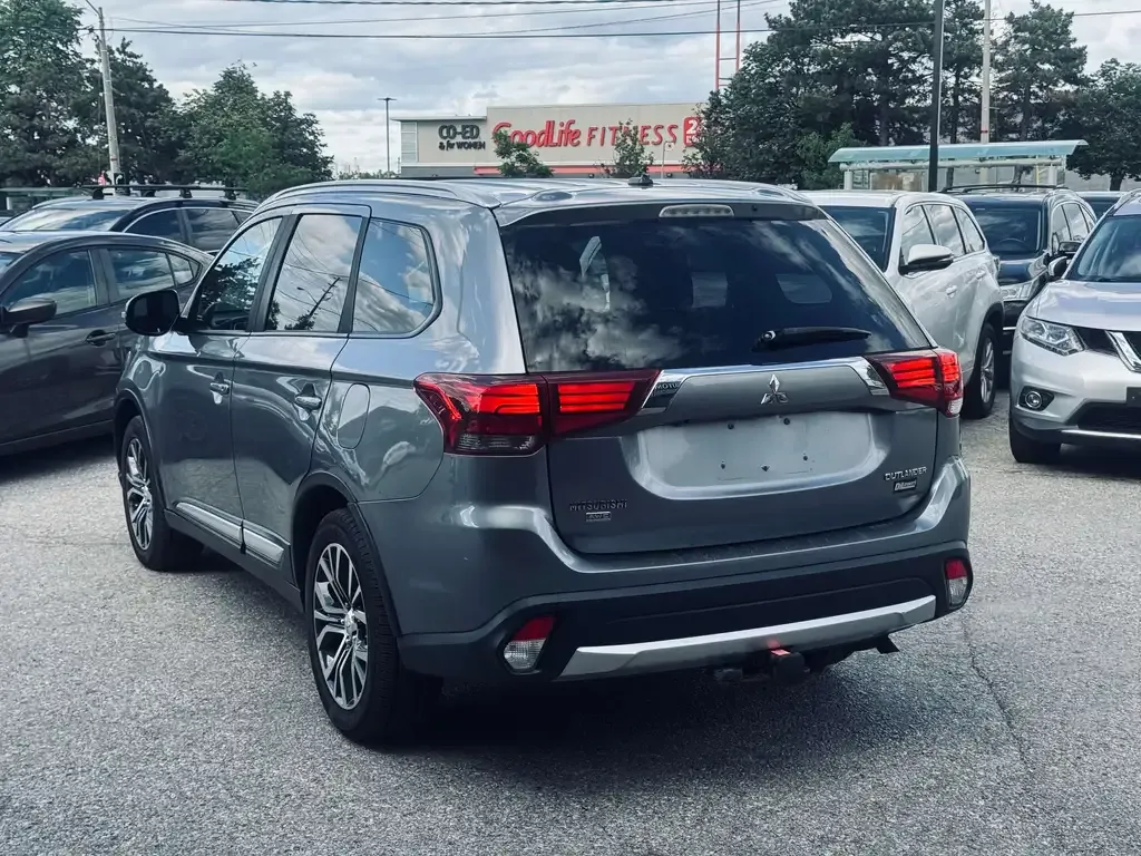 Mitsubishi Outlander 2016 photo 3