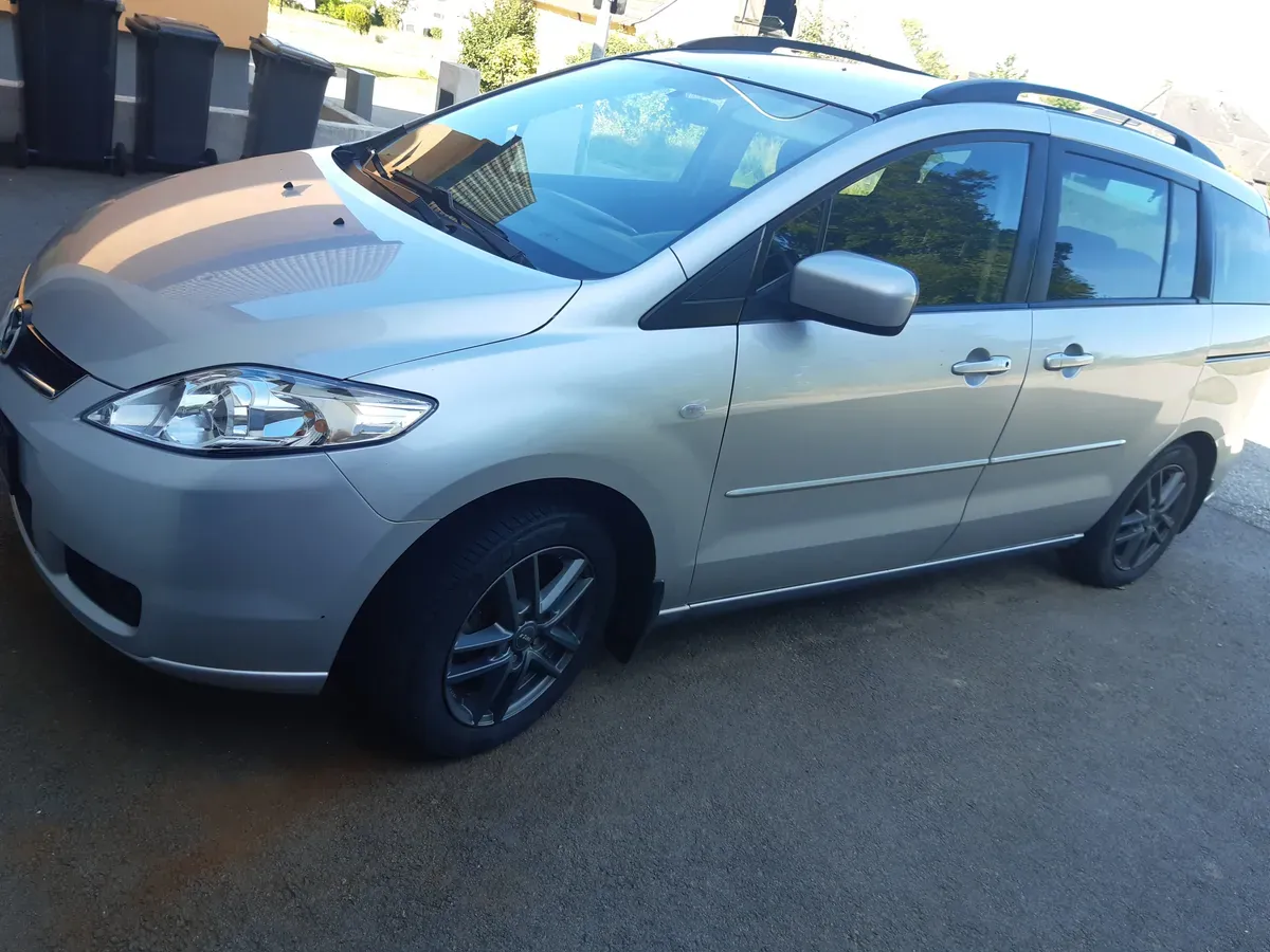Mazda Mazda5