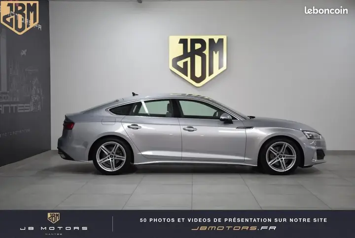 Audi A5 2022 photo 2