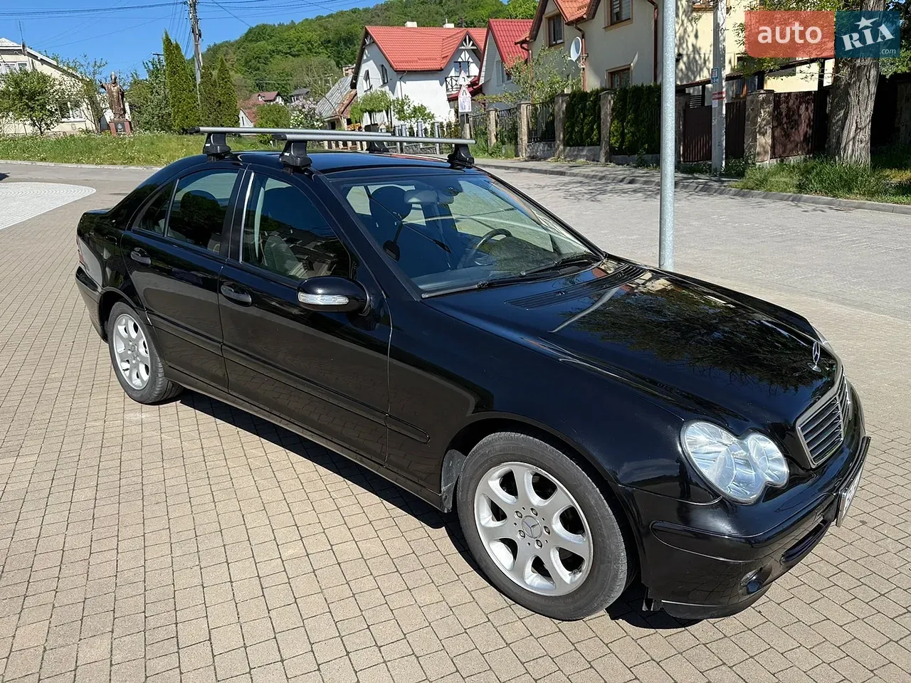 Mercedes-Benz C-Class 2006 photo 2