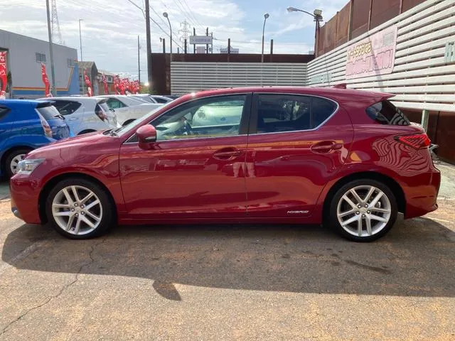 Toyota Ct200H 2018 photo 5
