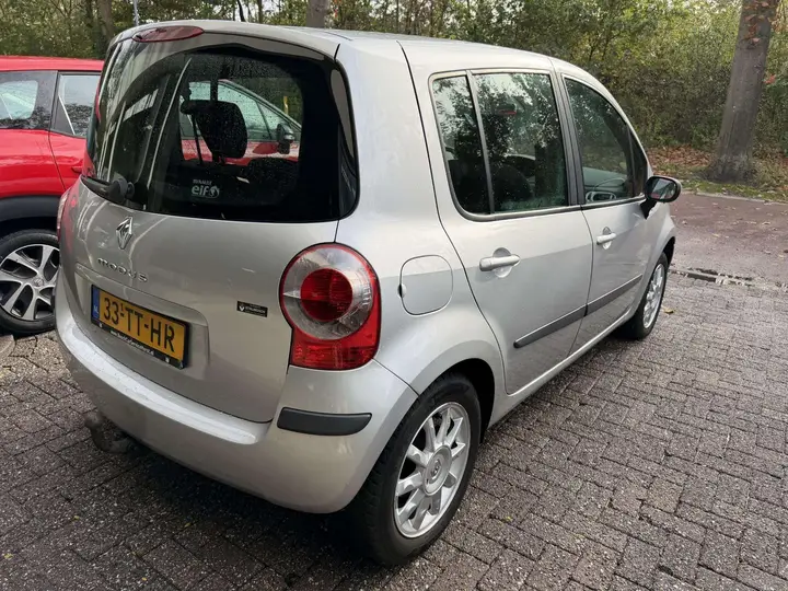 Renault Modus 2007 photo 4