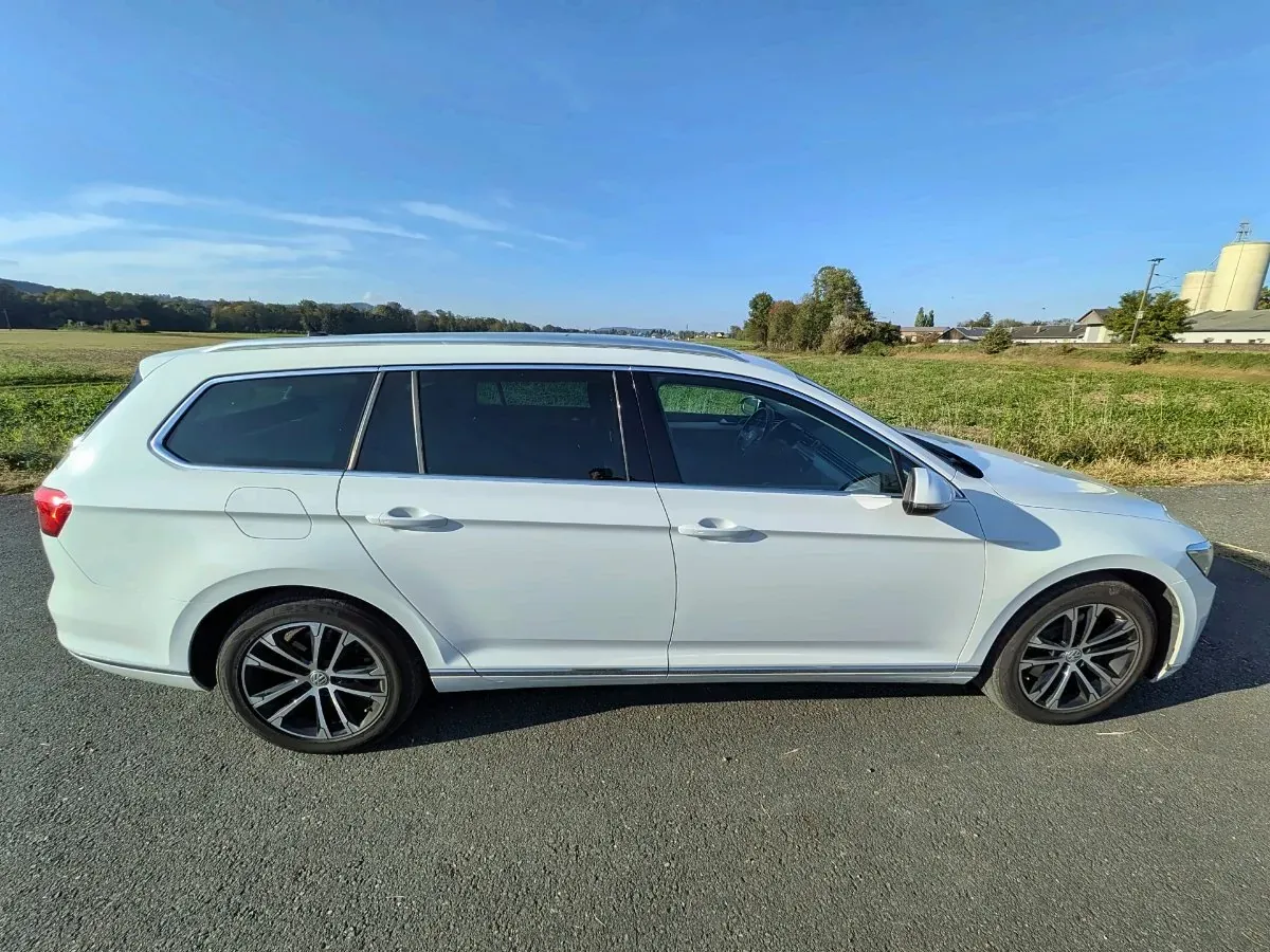 Volkswagen Passat 2018 photo 2