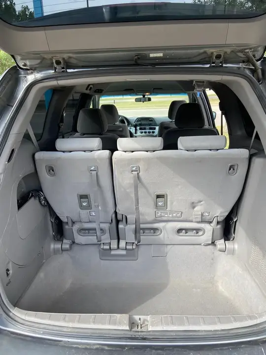 Honda Odyssey 2010 photo 5