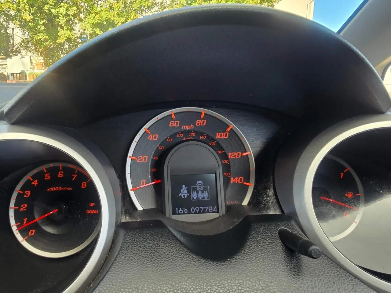 Honda Jazz 2010 photo 2