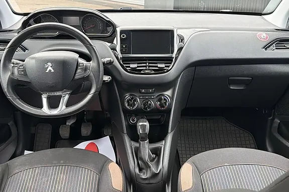 Peugeot 208 2013 photo 5