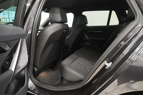 BMW 530E 2026 photo 4