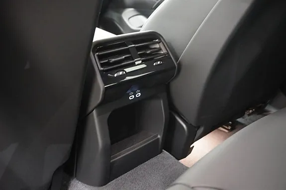 BMW 530E 2026 photo 5