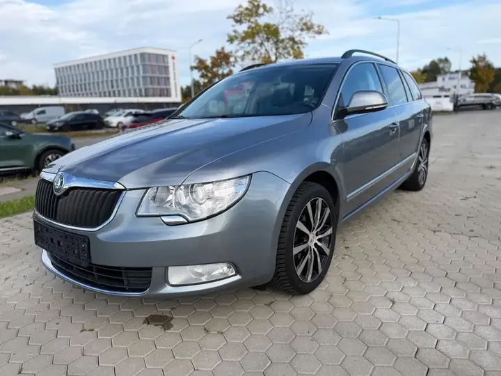 Skoda Superb Combi