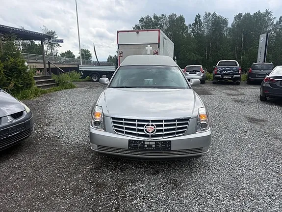 Cadillac Dts 2007 photo 2