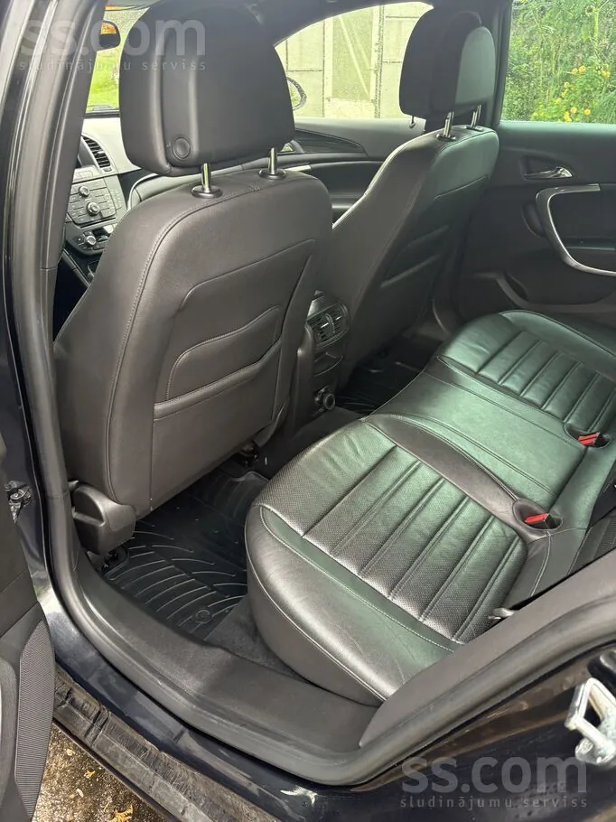 Opel Insignia 2011 photo 3