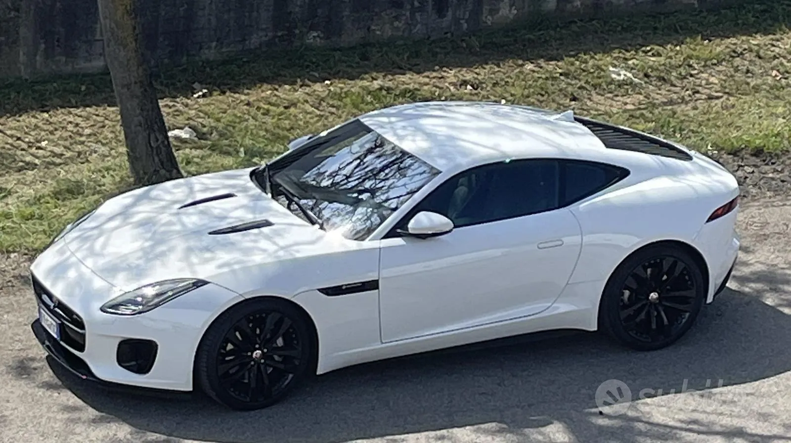 Jaguar F-Type 2019 photo 2
