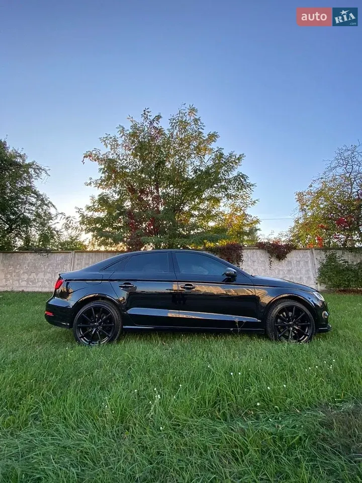 Audi A3 2015 photo 5