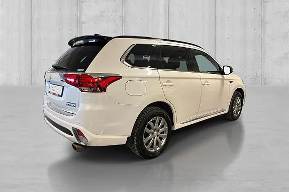 Mitsubishi Outlander 2017 photo 3