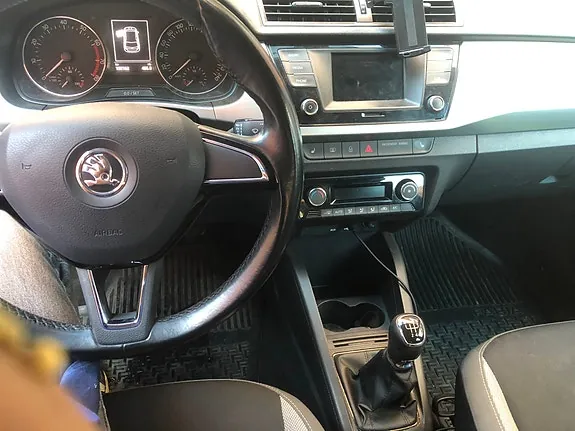 Skoda Fabia 2016 photo 5