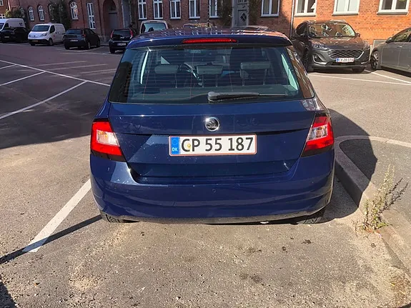 Skoda Fabia 2016 photo 3