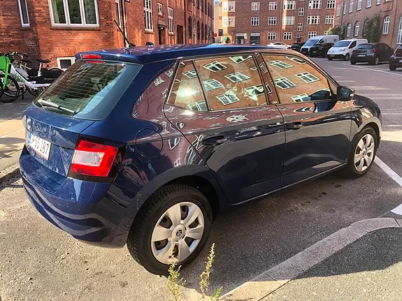 Skoda Fabia 2016 photo 2