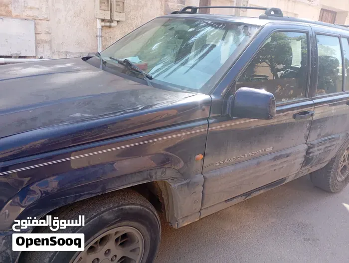 Jeep Grand Cherokee 2000 photo 2