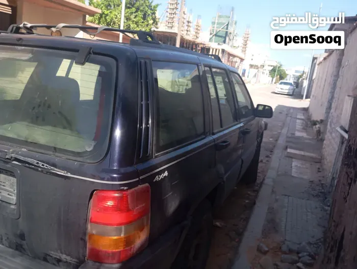 Jeep Grand Cherokee 2000 photo 4