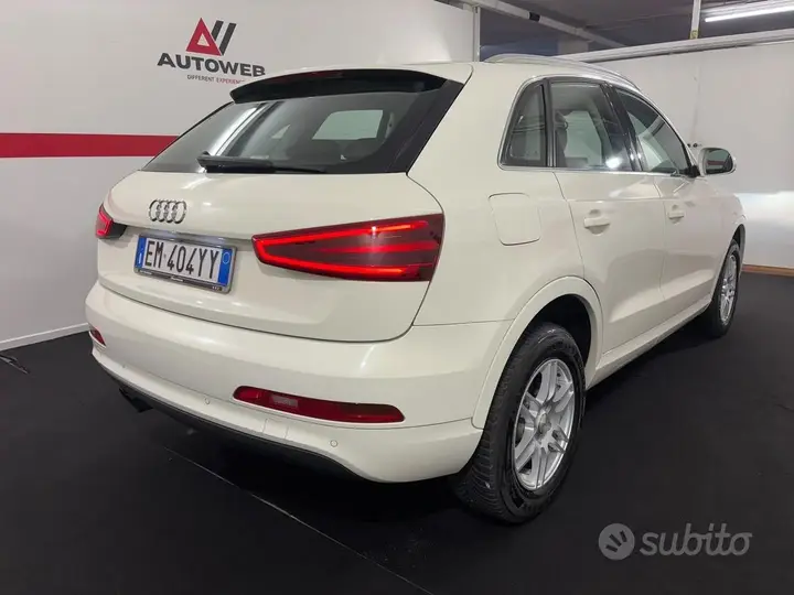 Audi Q3 2012 photo 4