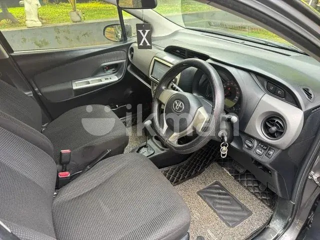 Toyota Vitz 2016 photo 3