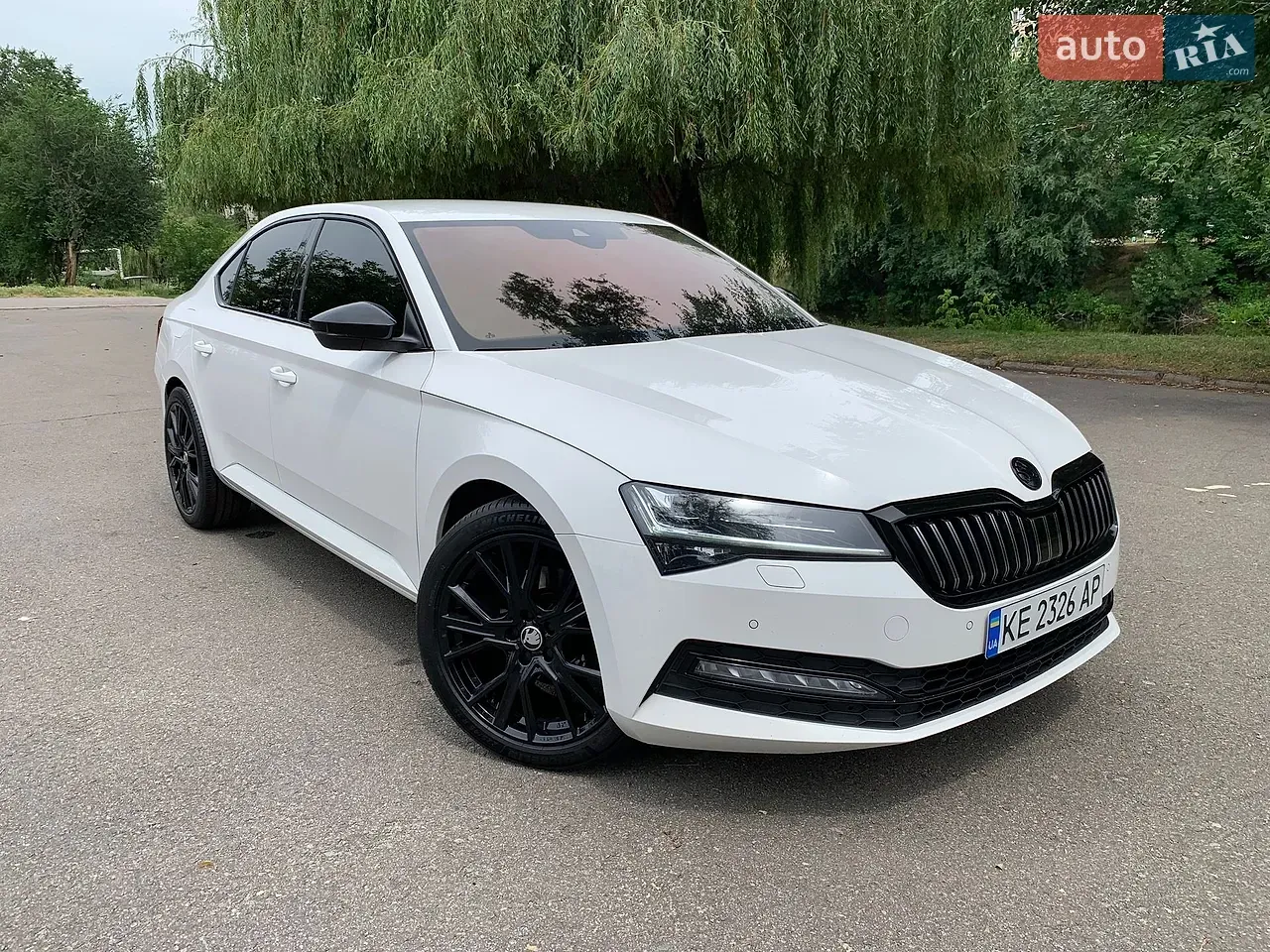 Skoda Superb 2019 photo 4