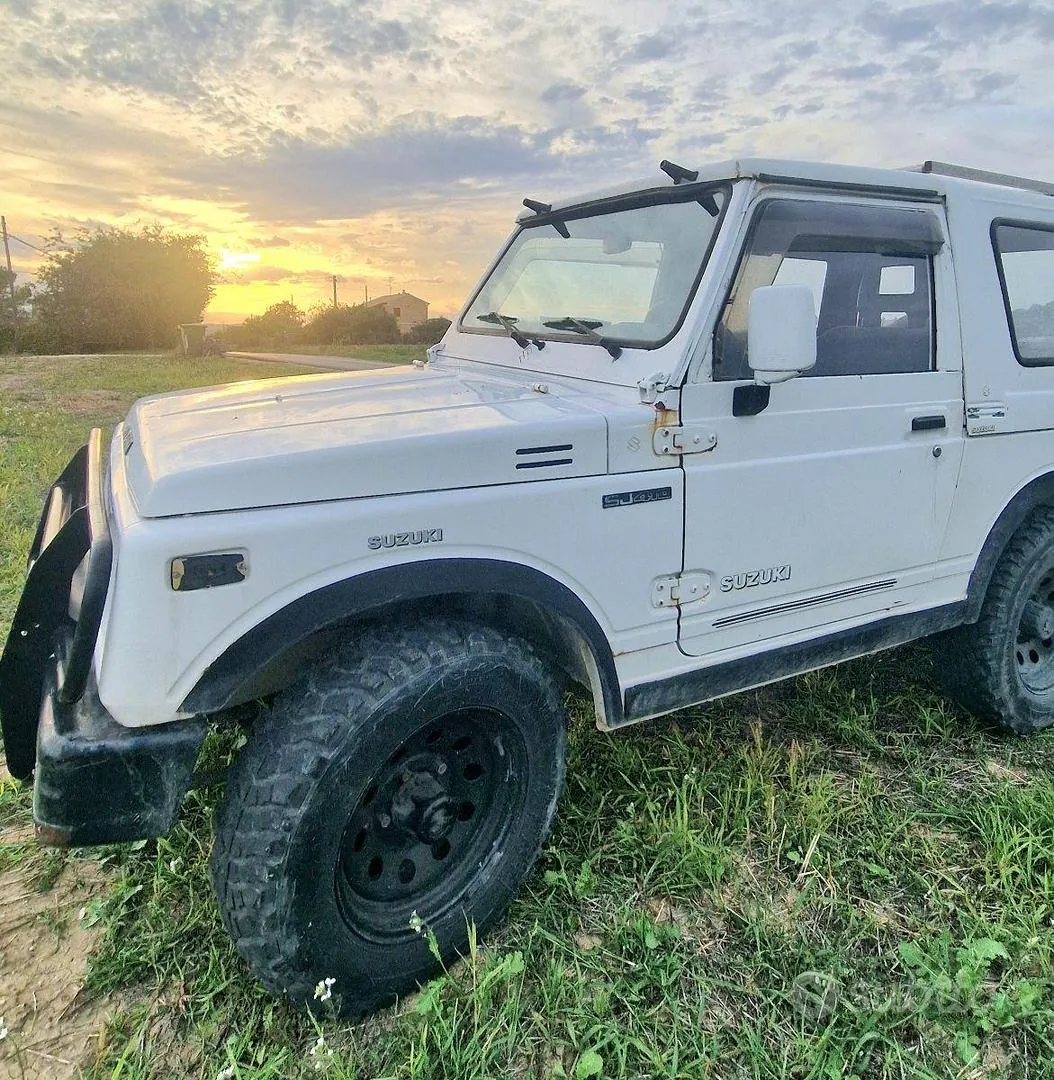 Suzuki Santana Samurai
