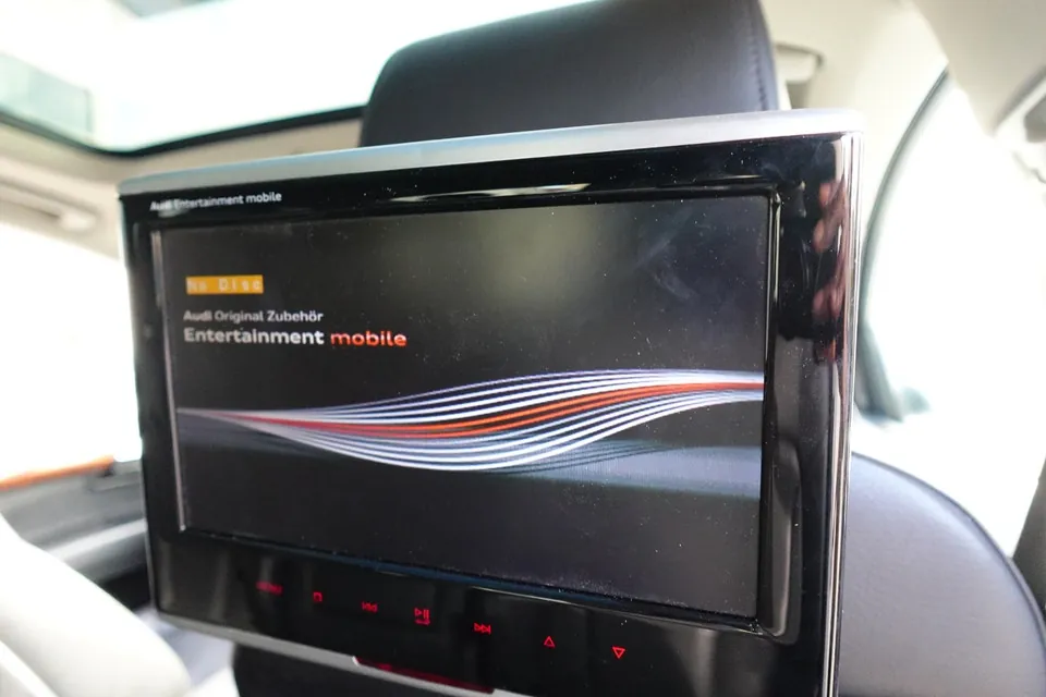 Audi Q7 2013 photo 4