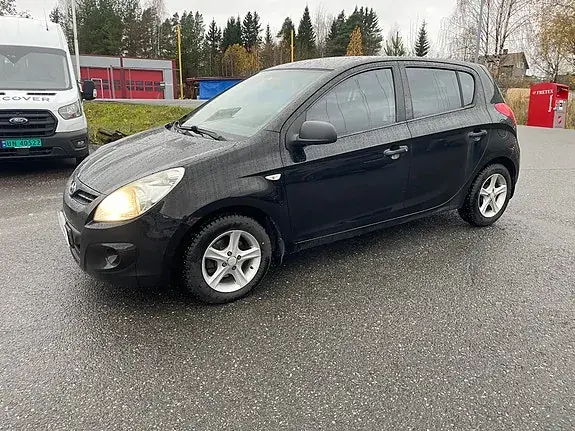 Hyundai I20 2010 photo 2