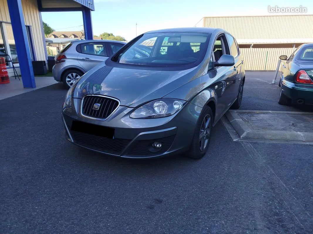 Seat Altea 2015 photo 2