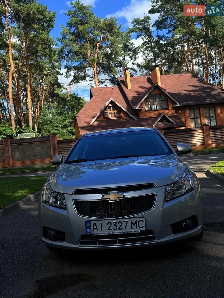 Chevrolet Cruze 2012 photo 2