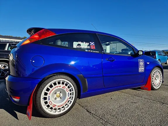 Ford Focus 2003 photo 3
