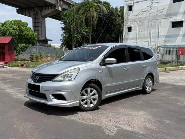Nissan Grand Livina