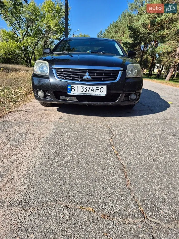 Mitsubishi Galant